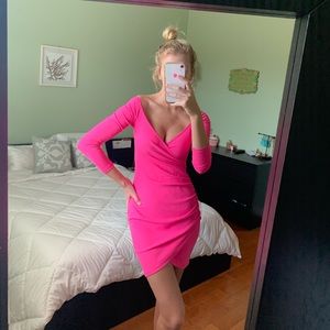 Pink mini dress 💗